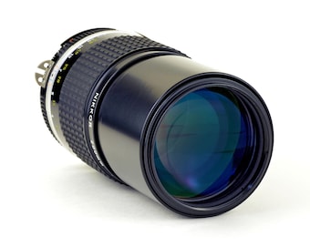 Nikkor AiS 200mm f/4 Telephoto Prime Lens IOB WoRKS WeLL REaLLY NiCE!