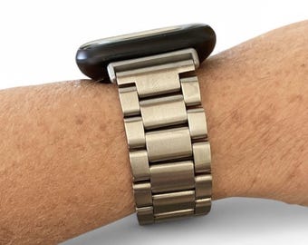 Stainless Steel 3 Link Watchband For Fitbit Versa Watch: Silver, Gold, Black, Rose Gold