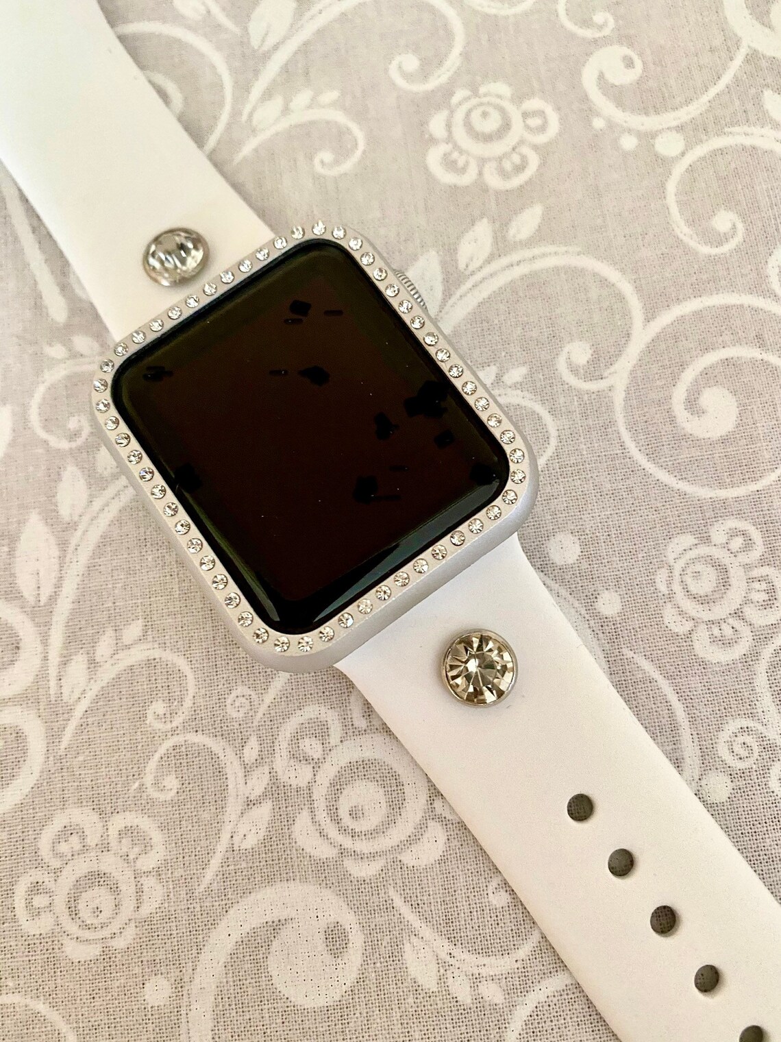 best way to clean white apple watch band