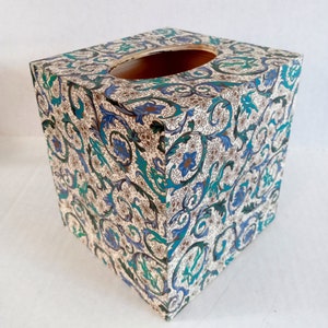 Bellissimo decoupage scatola di fazzoletti di legno coperchio fiorentino blu floreale carta italiana accenti dorati