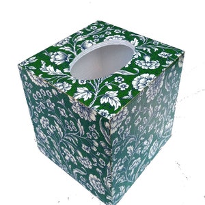 Decoupage Scatola di fazzoletti di legno Rossi Carta in stile tradizionale - Verde toscano