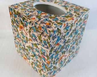 Prachtig decoupage houten tissuedoos omslag met bodem Dellarobia Florentine Rossi Italiaans papier