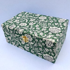 Beautiful Decoupage Wood Keepsake Box, Jewelry Box, Trinket Box With Latch Green Floral Pattern Italian Paper