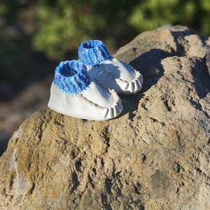 Blaue Baby Mokassins