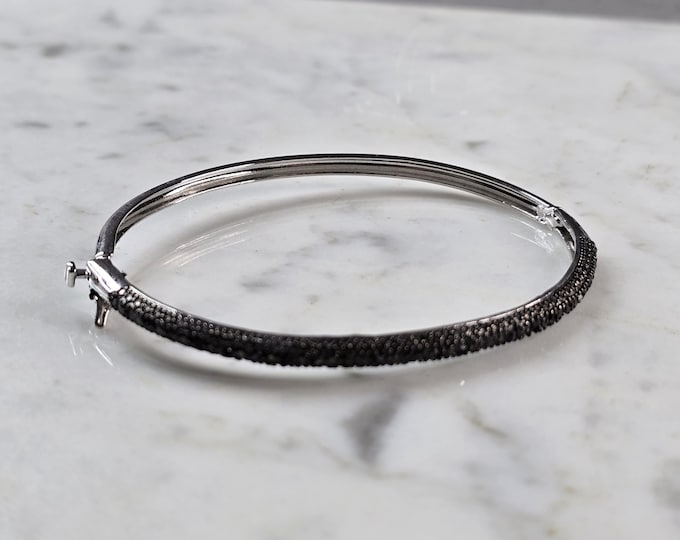 Womens Vintage Estate Sterling Silver Bangle Bracelet 7.7g E1168