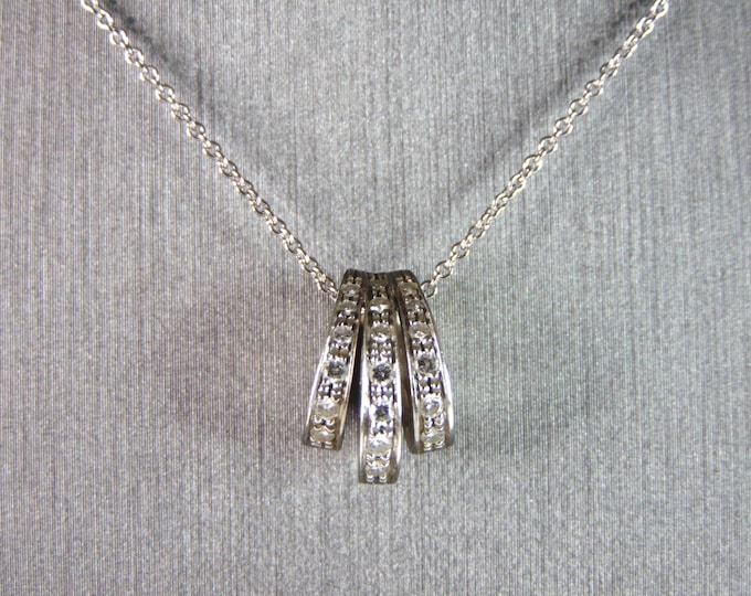 Womens Vintage Estate 18k White Gold & Diamonds Modernist Pendant Necklace 4.7g E2616