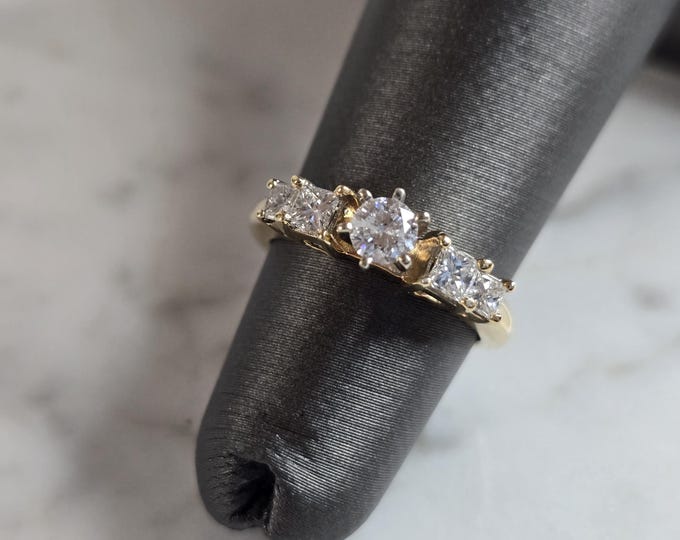 Womens Vintage Estate 14k Yellow Gold Diamond Ring 2.6g E2215