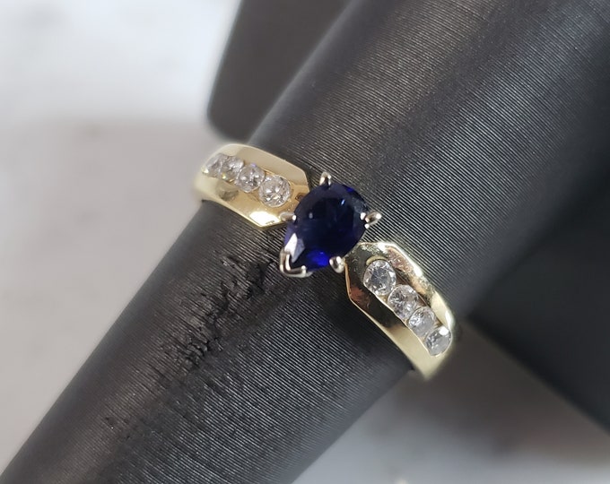 Womens Vintage Estate 14k Yellow Gold Sapphire & Diamond Ring 3.6g #E6198