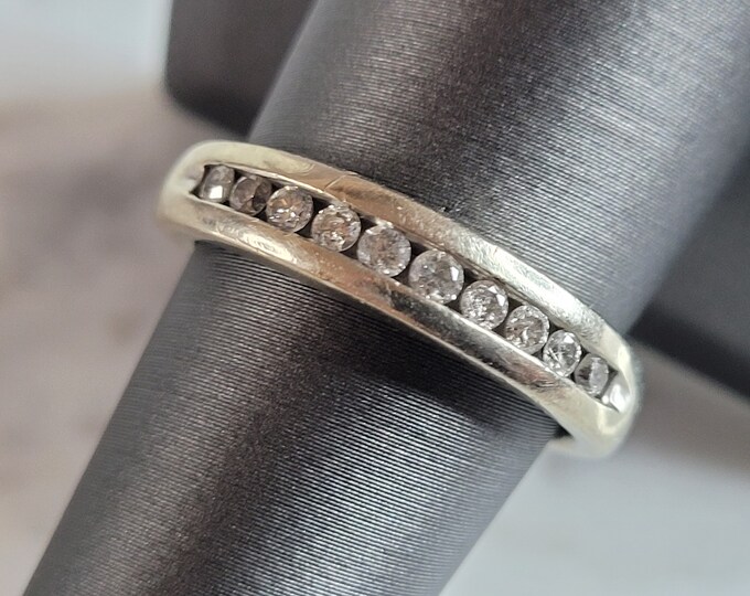 Womens Vintage Estate 10K White Gold Diamond Ring 4.7g E6542