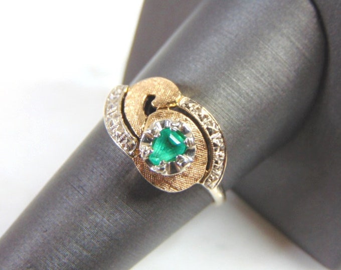 Womens Vintage Estate 14K Yellow & White Gold Ring w/ Emerald  4.6g #E869