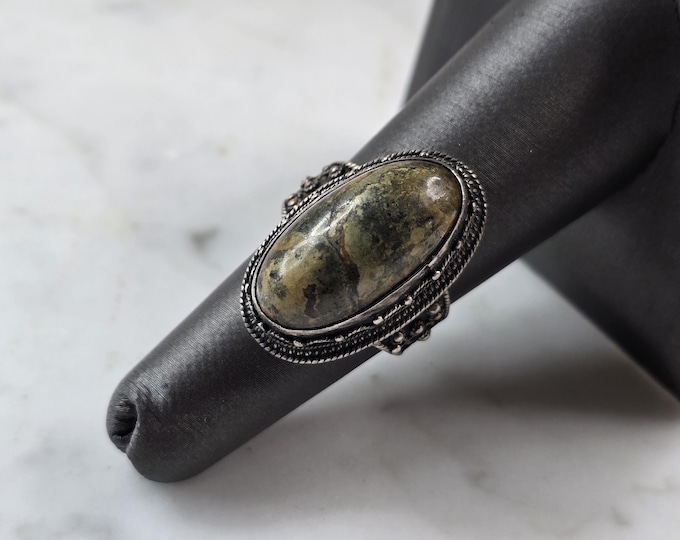 Womens Vintage Estate Sterling Silver Green Jasper Ring 6.8g E6534
