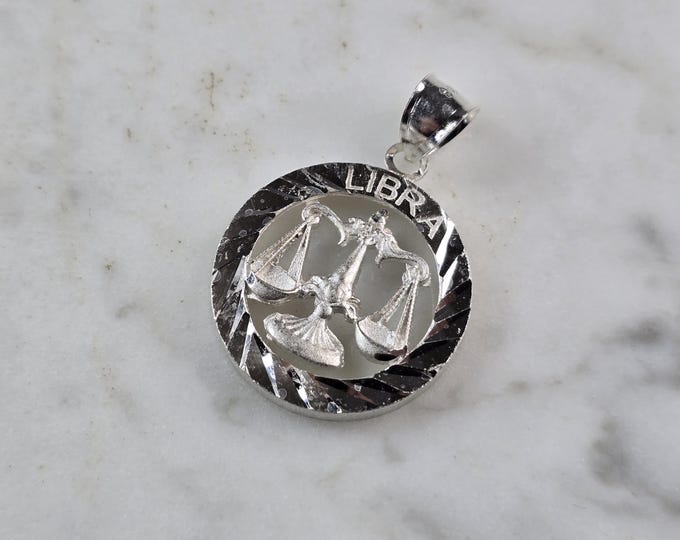 Womens Vintage Estate Sterling Silver Zodiac Libra Pendant 4.1g E2387