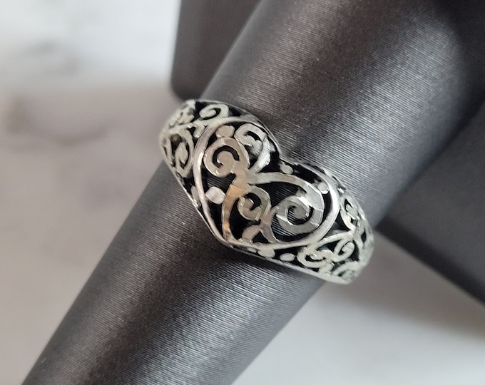 Womens Vintage Estate Sterling Silver Kabana Heart Ring 3.3g E5848