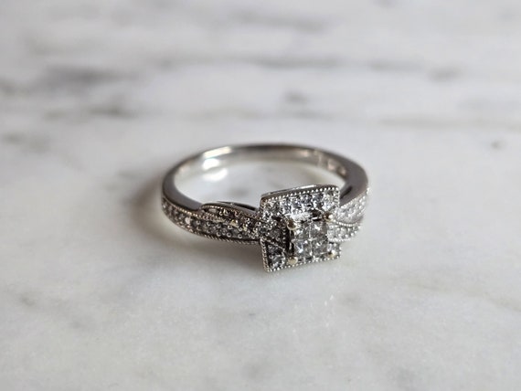 Womens Vintage Estate 10K White Gold Diamond Ring… - image 4