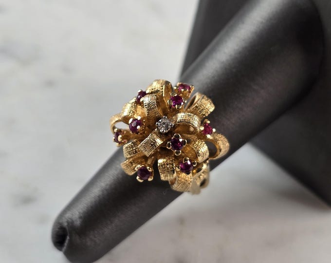 Womens Vintage Estate 14K Gold Ruby Diamond Cocktail Ring 13.0g E874