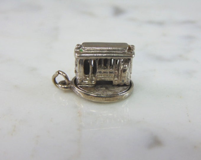 Womens Vintage Estate Sterling Silver Trolley Charm 5.6g E4383