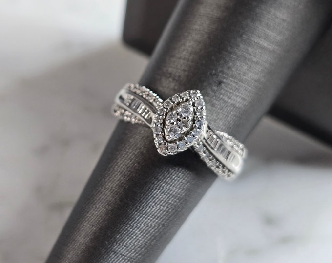Womens Vintage Estate 14k White Gold Diamond Keepsake Ring 3.2g E5352