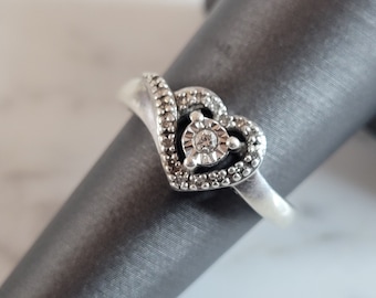 Womens Vintage Estate Sterling Silver Diamond Heart Ring 3.3g #E1381