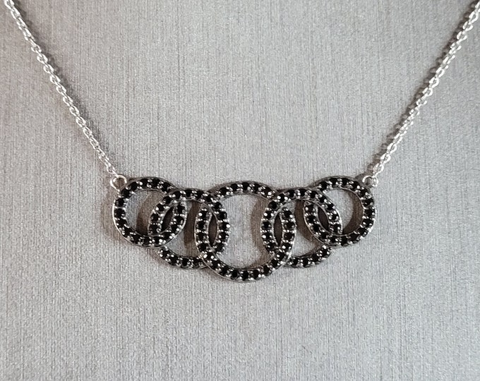 Womens Vintage Estate Sterling Silver CZ Infinity Knot Necklace 5.3g E6343