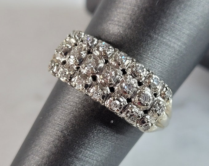 Womens Vintage Estate 14K White Gold Diamond Ring 5.5g E6642