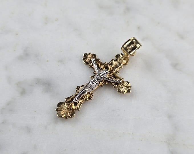 Womens Vintage Estate 14K White & Yellow Gold Religious Cross Pendant 1.6g E6574