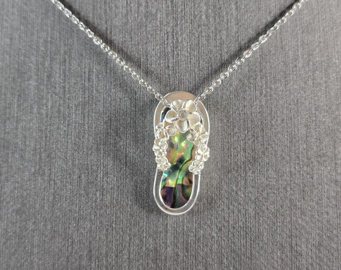 Womens Vintage Estate Sterling Silver Flip Flop Pendant Necklace 3.3g E5599