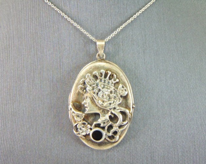 Womens Vintage Estate Sterling Silver Locket Necklace 9.8g E1966