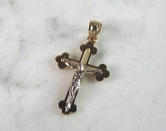 Vintage Estate 14K Yellow Gold Religious Cross Pendant, 1.1g E2190