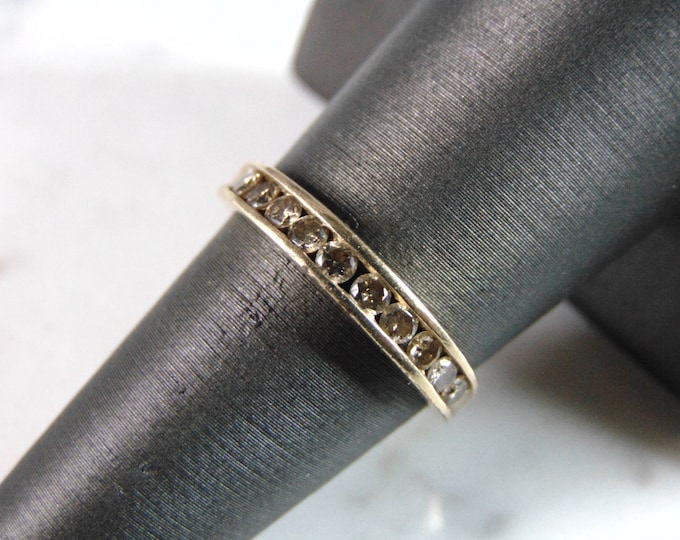 Womens Vintage Estate 10K Yellow Gold Diamond Ring, 2.3g E1060