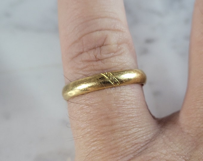 Womens Vintage Estate 18K Yellow Gold Wedding Band Ring 3.2g E6638