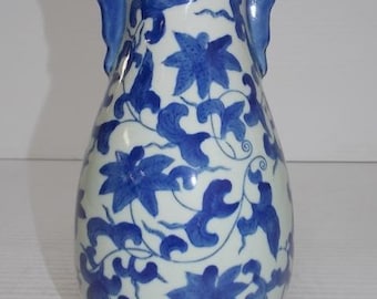 Decorative Chinese Blue & White Vase