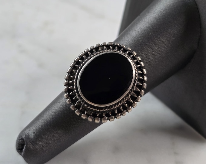 Womens Vintage Estate Sterling Silver Victorian Style Onyx Ring 10.7g E1914