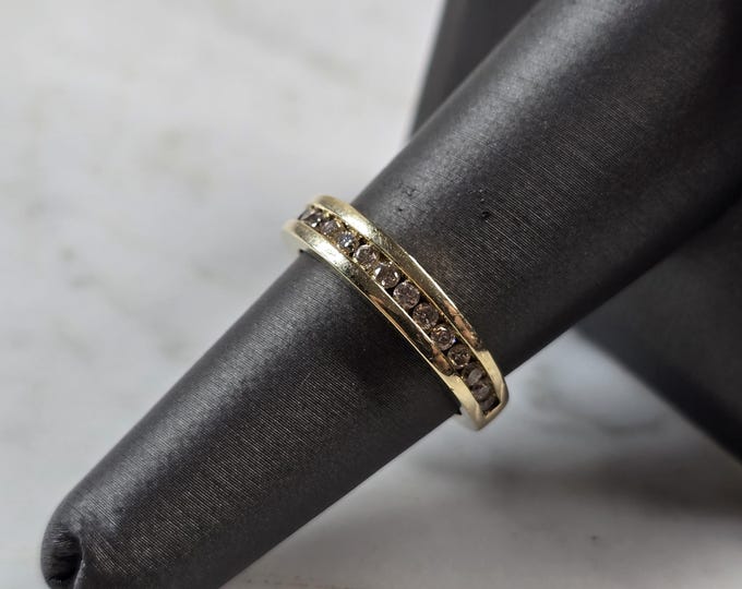 Womens Vintage Estate 14K Yellow Gold Diamond Ring 4.0g E5752