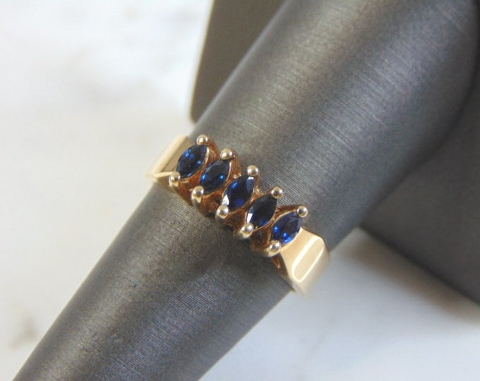 Womens Vintage Estate 10k Gold Sapphire Ring 4.0g E3244