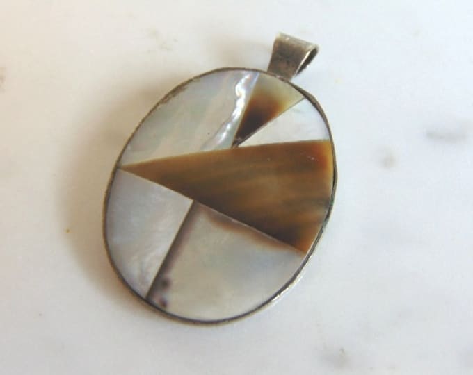 Womens Vintage Estate Sterling Silver Agate & MOP Pendant 5.1g E5594
