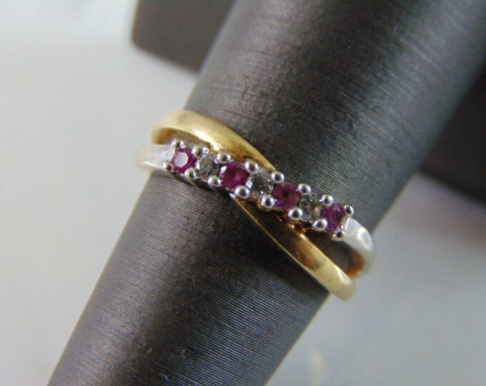 Womens Vintage Estate 10K Gold Diamonds & Rhodolite Ring 2.9g #E2936