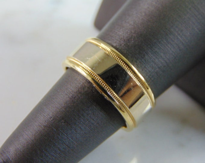 Mens 14K Yellow & White Gold Wedding Band Ring 8.2g  E1700