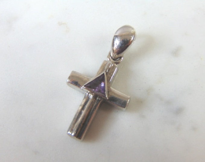 Vintage Estate Sterling Silver Religious Cross Pendant 3.6g E2196