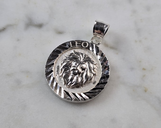 Womens Vintage Estate Sterling Silver Zodiac Leo Lion Pendant 3.5g E5684
