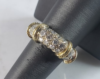 Womens Vintage Estate 18K Yellow Gold Diamond Ring 7.4g E5978