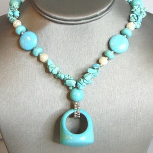Womens Vintage Estate Turquoise Necklace 61.9g E5934
