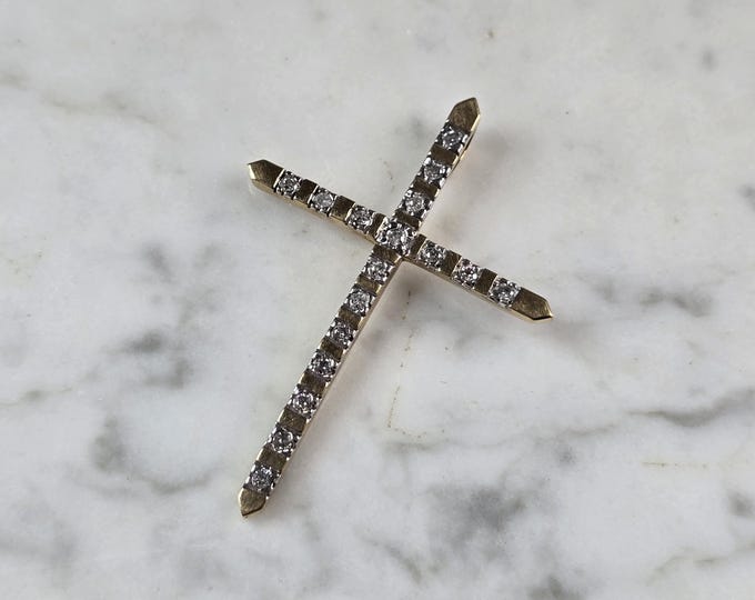 Vintage 10k Yellow Gold Religious Crucifix Cross Diamond Pendant 3.0g E5710