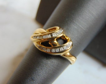 Womens Vintage Estate 10K Yellow Gold Diamond Ring 2.7g E5335