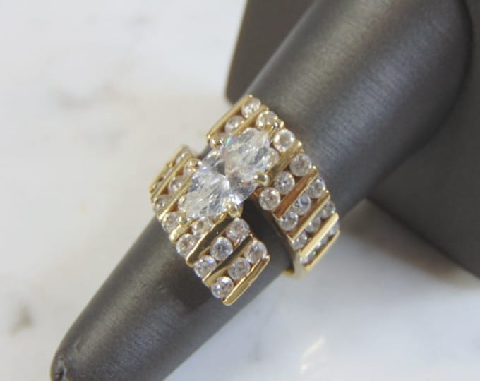 Womens Vintage Estate 14K Yellow Gold CZ Ring 3.9g E3295