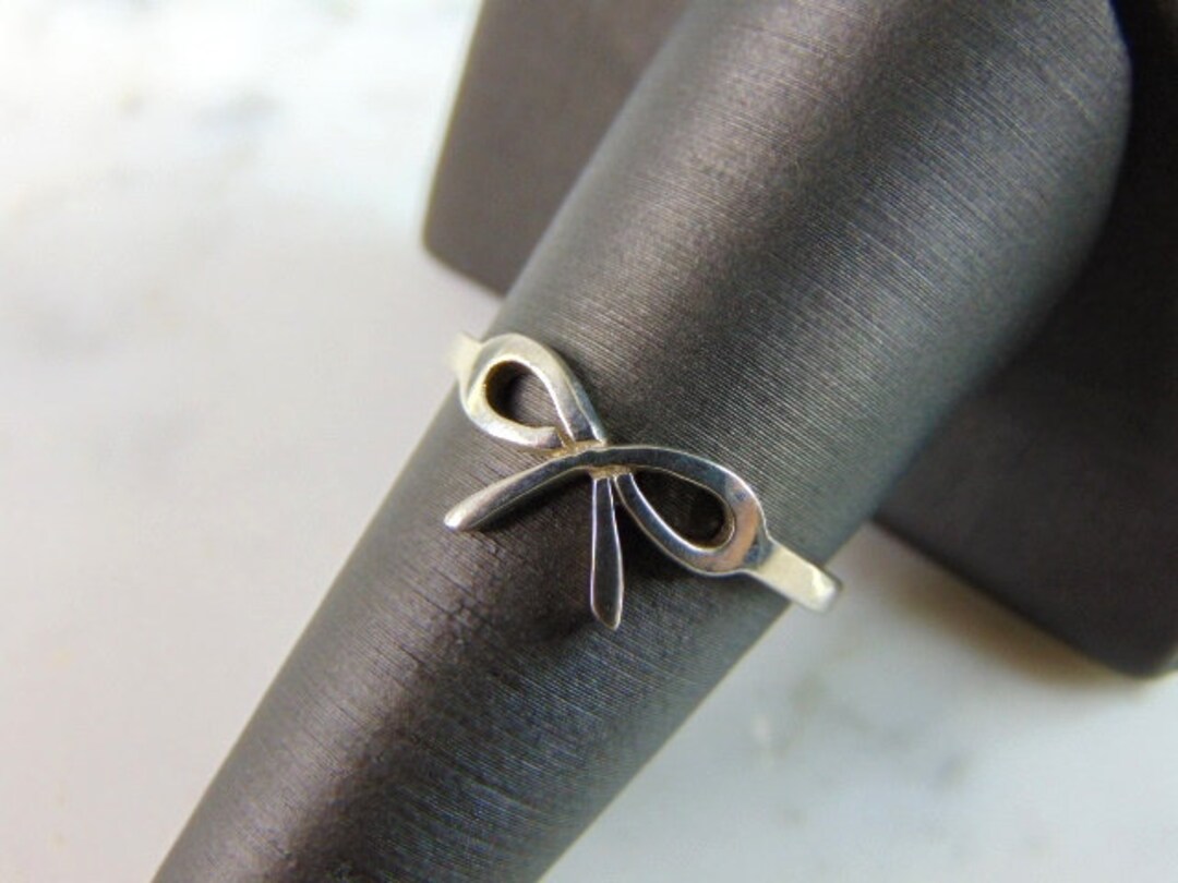 Twist Rope Bow Ring - Sterling Silver – Marie's Jewelry Store