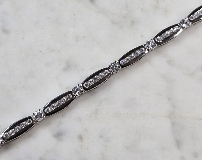 Womens Sterling Silver CZ Tennis Bracelet 14.2g E6659