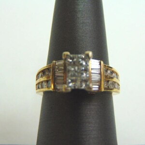 Lovely Women&#39;s Vintage Estate 14K Yellow Gold Diamond Cluster Ring 6.8g E3563