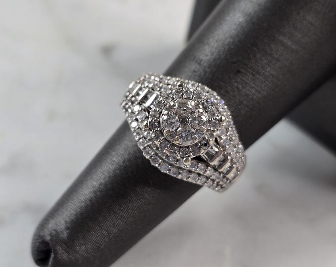 Womens Vintage Estate 10K White Gold Diamond Ring 8.5g, E4908