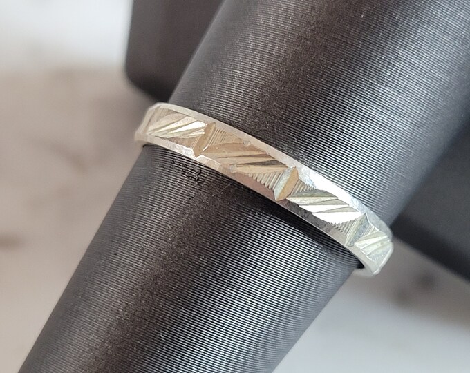 Womens Vintage Estate Sterling Silver Modernist Ring 2.0g E4647