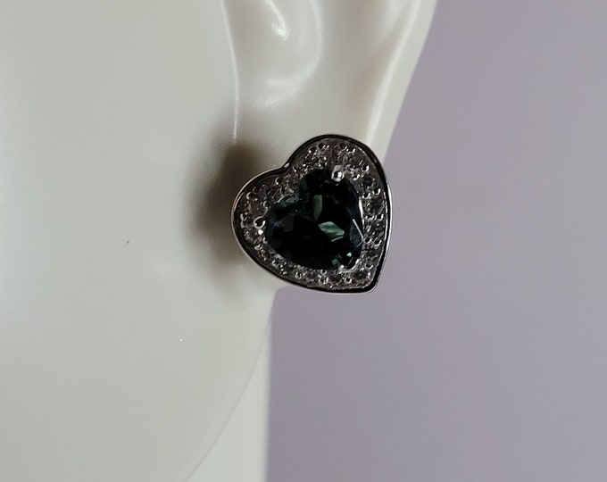 Womens Sterling Silver Modernist CZ Heart Earrings 2.5g E2896